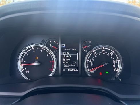 Used 2022 Toyota 4Runner Limited image 22