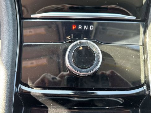 Used 2021 Jeep Grand Cherokee L Laredo w/ Luxury Tech Group I image 15