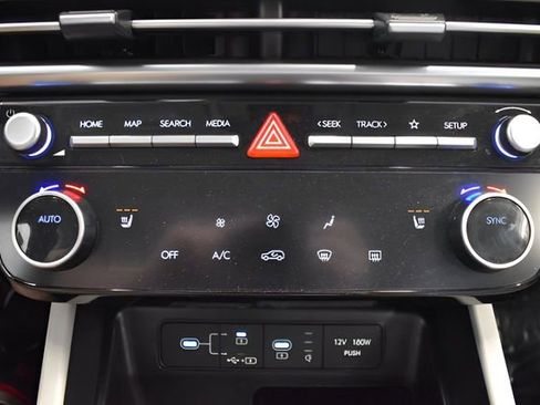 Used 2025 Hyundai Tucson SEL AWD/4WD image 27