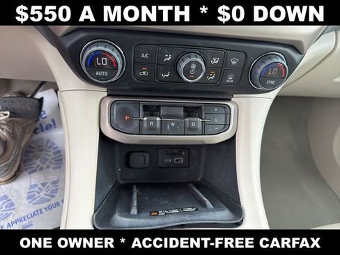 Used 2023 GMC Acadia Denali AWD/4WD image 22