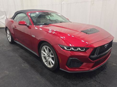 Used 2024 Ford Mustang GT Premium RWD image 3