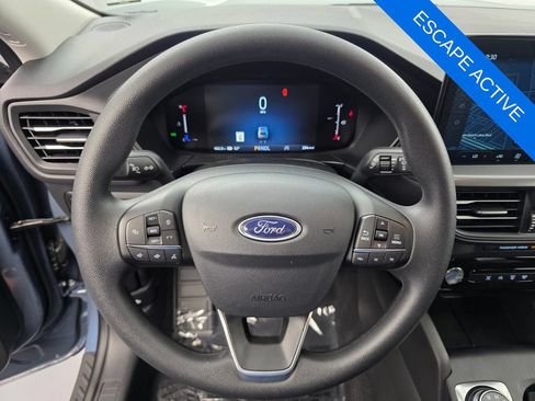 Used 2026 Ford Escape Active w/ Tech Pack #1 FWD image 17