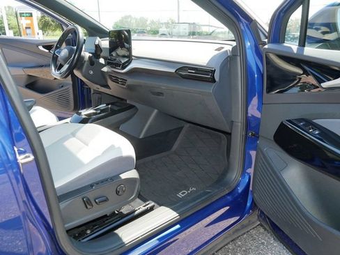 Certified 2021 Volkswagen ID.4 Pro S w/ Gradient Package AWD/4WD image 19