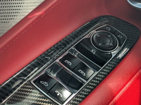 Used 2020 Chevrolet Corvette Stingray Preferred Conv w/ 2LT Preferred Equipment Group RWD image 23