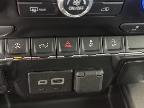 Used 2021 GMC Sierra 1500 Elevation AWD/4WD image 29