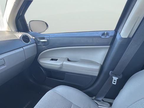 Used 2012 Dodge Caliber SXT FWD image 14