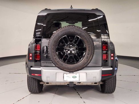 Used 2024 Land Rover Defender 110 S AWD/4WD image 10