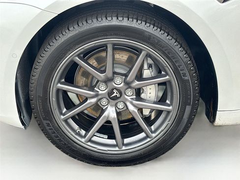 Used 2020 Tesla Model 3 RWD image 32