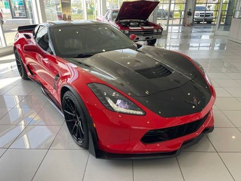 Used 2017 Chevrolet Corvette Grand Sport image 1