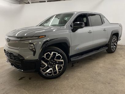 Used 2025 Chevrolet Silverado EV RST