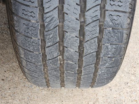 Used 2025 RAM 1500 Laramie image 22