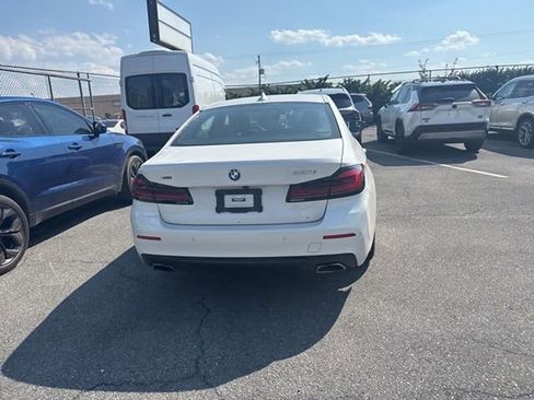 Used 2022 BMW 530i xDrive w/ Convenience Package AWD/4WD image 10
