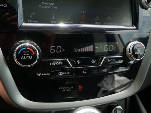 Used 2024 Nissan Murano Platinum AWD/4WD image 23
