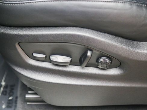 Certified 2026 Porsche Cayenne Coupe AWD/4WD image 25