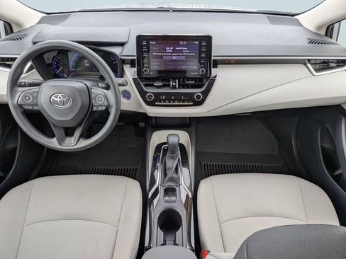 Used 2021 Toyota Corolla LE FWD image 13