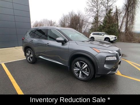 Certified 2023 Nissan Rogue SL w/ SL Premium Package image 10