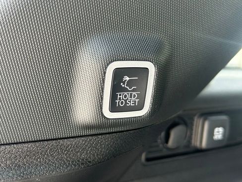 New 2025 Jeep Grand Cherokee Limited image 36