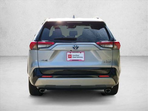 Certified 2022 Toyota RAV4 SE w/ SE Grade Weather Package AWD/4WD image 6