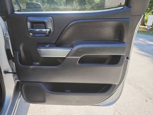 Used 2017 Chevrolet Silverado 2500 LT AWD/4WD image 33
