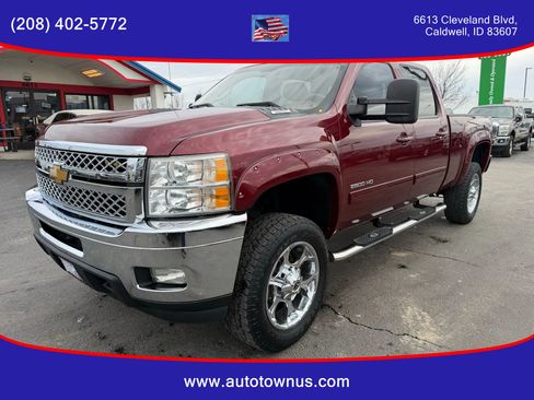 Used 2014 Chevrolet Silverado 2500 LTZ w/ LTZ Plus Package image 1