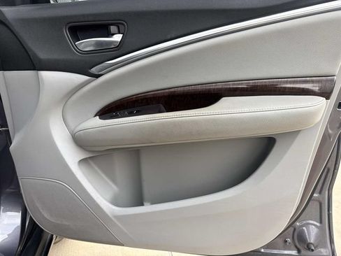 Used 2018 Acura MDX FWD image 13