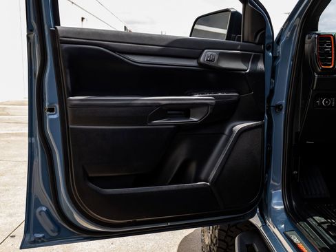 Used 2025 Ford Ranger Raptor AWD/4WD image 37