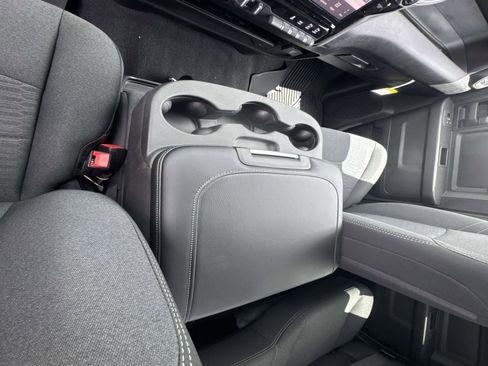 New 2026 RAM 2500 Tradesman AWD/4WD image 24