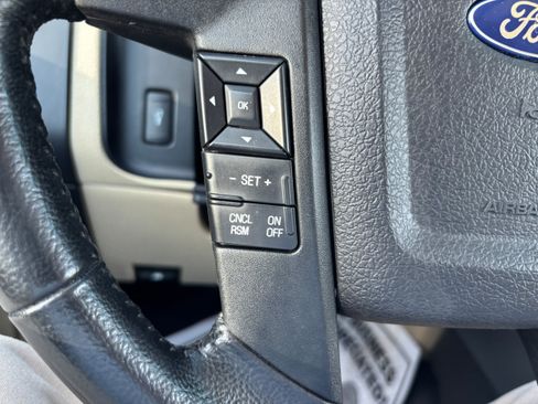 Used 2016 Ford Expedition XL AWD/4WD image 16