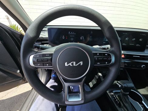Used 2026 Kia K5 LXS FWD image 11