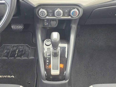Used 2021 Nissan Versa SV image 13