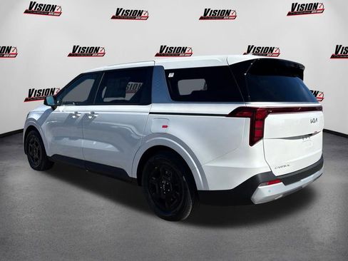 New 2026 Kia Carnival FWD image 7