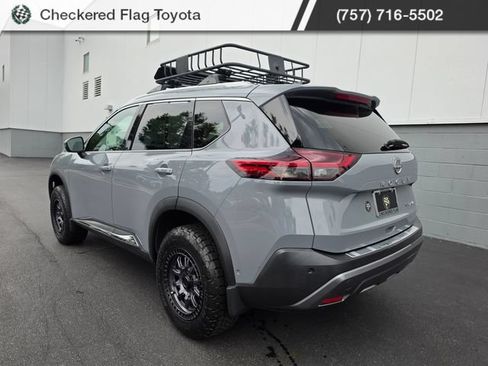 Used 2023 Nissan Rogue SL w/ SL Premium Package AWD/4WD image 3