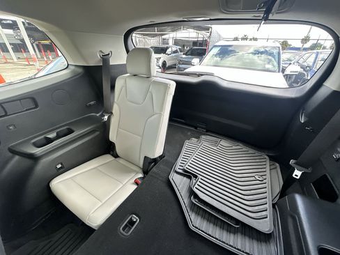 Certified 2024 Kia Telluride S w/ S Sunroof Package image 26