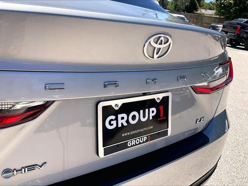 Used 2025 Toyota Camry LE w/ Convenience Package FWD image 30
