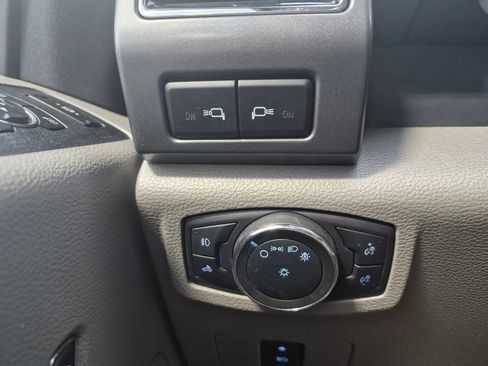 Used 2020 Ford F350 XLT w/ XLT Premium Package AWD/4WD image 30