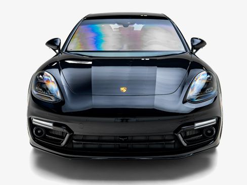 Used 2023 Porsche Panamera GTS AWD/4WD image 8