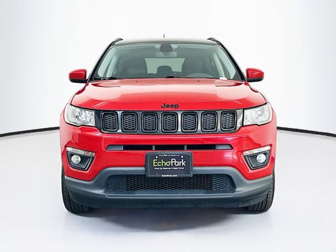 Used 2018 Jeep Compass Latitude w/ Popular Equipment Group image 2
