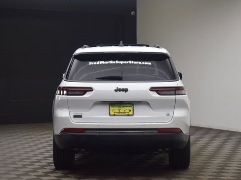 New 2026 Jeep Grand Cherokee L Limited AWD/4WD image 12