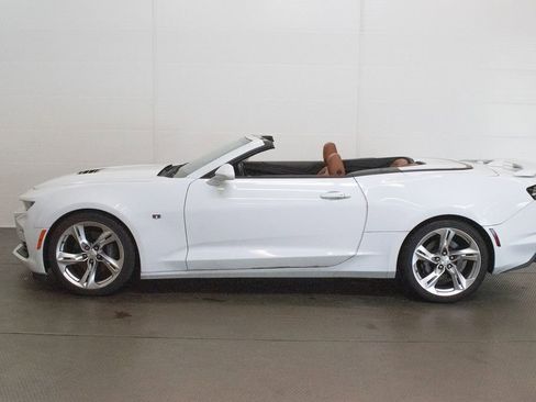 Used 2021 Chevrolet Camaro SS RWD image 7