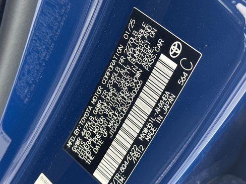 Certified 2025 Toyota Prius Plug-In Hybrid image 35