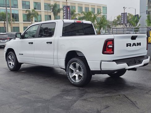 New 2026 RAM 1500 Express image 5