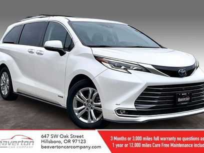 Used 2021 Toyota Sienna Platinum