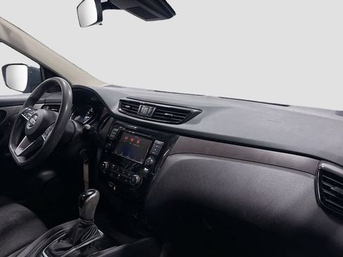 Used 2020 Nissan Rogue Sport S FWD image 19