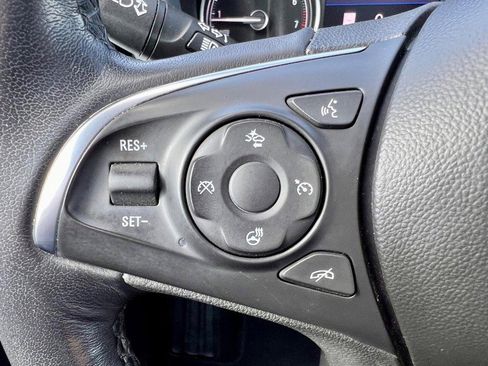 Used 2021 Buick Enclave Premium w/ Sun and Sites Package image 17