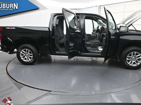 Used 2023 Chevrolet Silverado 1500 RST AWD/4WD image 41