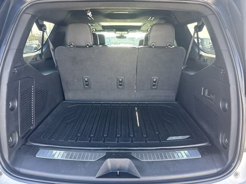 Used 2022 GMC Yukon XL Denali image 23