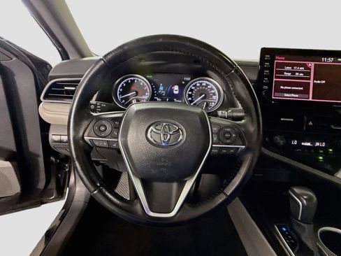Used 2024 Toyota Camry XLE FWD image 13