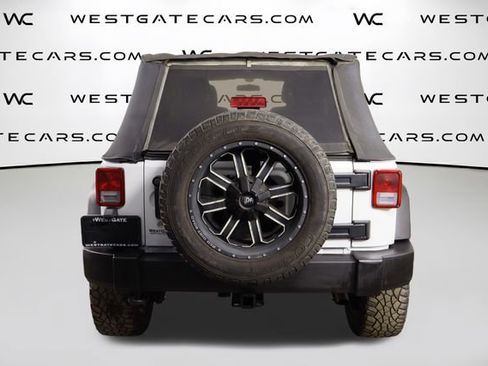 Used 2011 Jeep Wrangler Unlimited Sport image 4