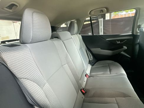 Used 2025 Subaru Outback Premium AWD/4WD image 26