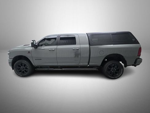 Used 2026 RAM 2500 Laramie w/ Night Edition AWD/4WD image 8